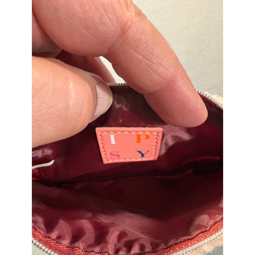 Ipsy Pink Sherpa Faux Fur Makeup Bag Burgundy Trim Cosmetic Pouch Zippered - Picture 3 of 3